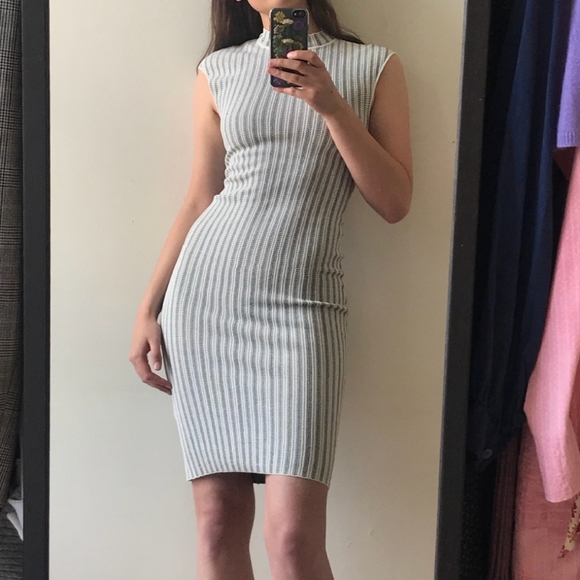 Reiss Dresses & Skirts - Reiss Bodycon Dress